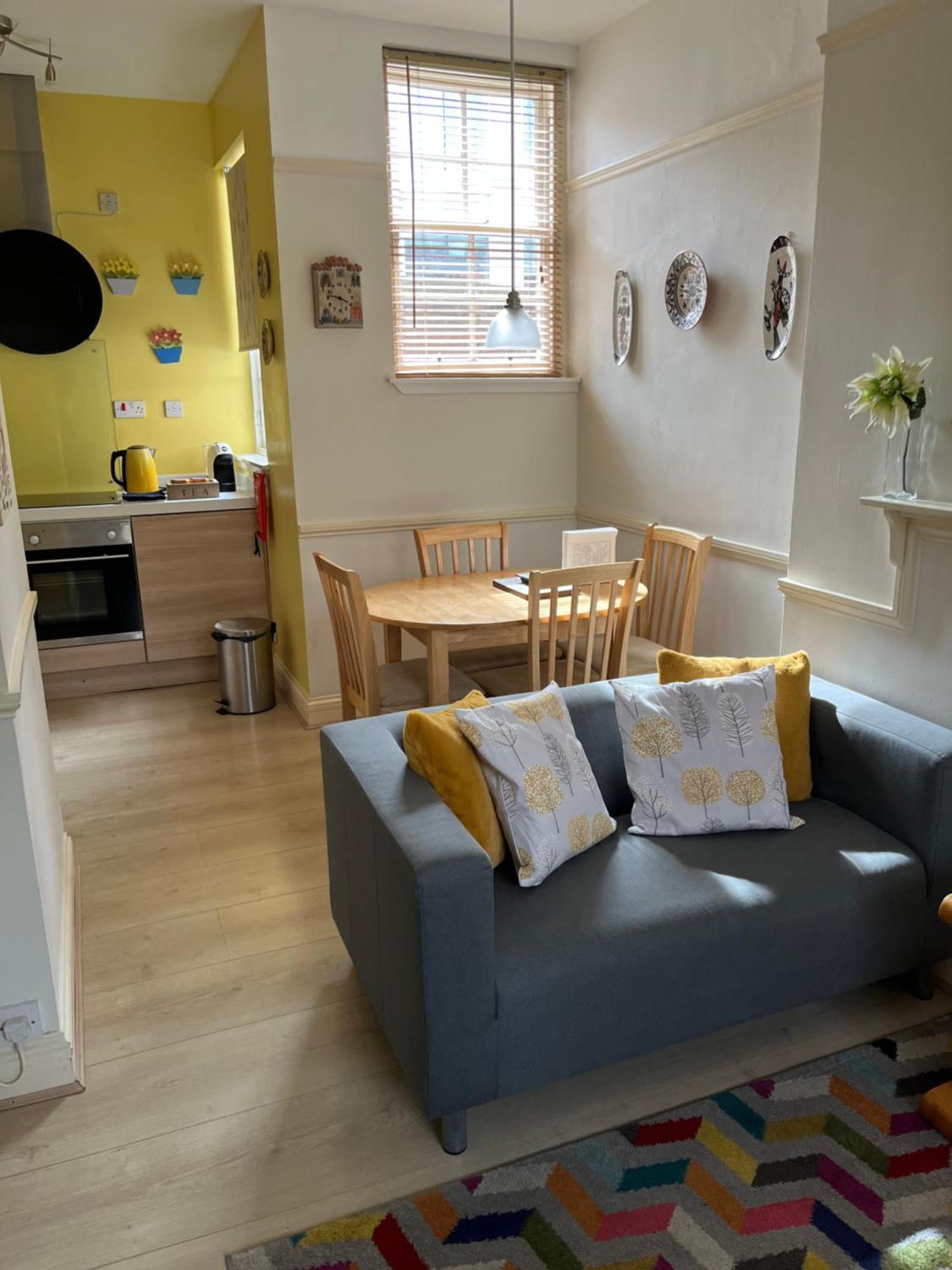 The Cosy Courtyard Apartment Edinburgh Bagian luar foto